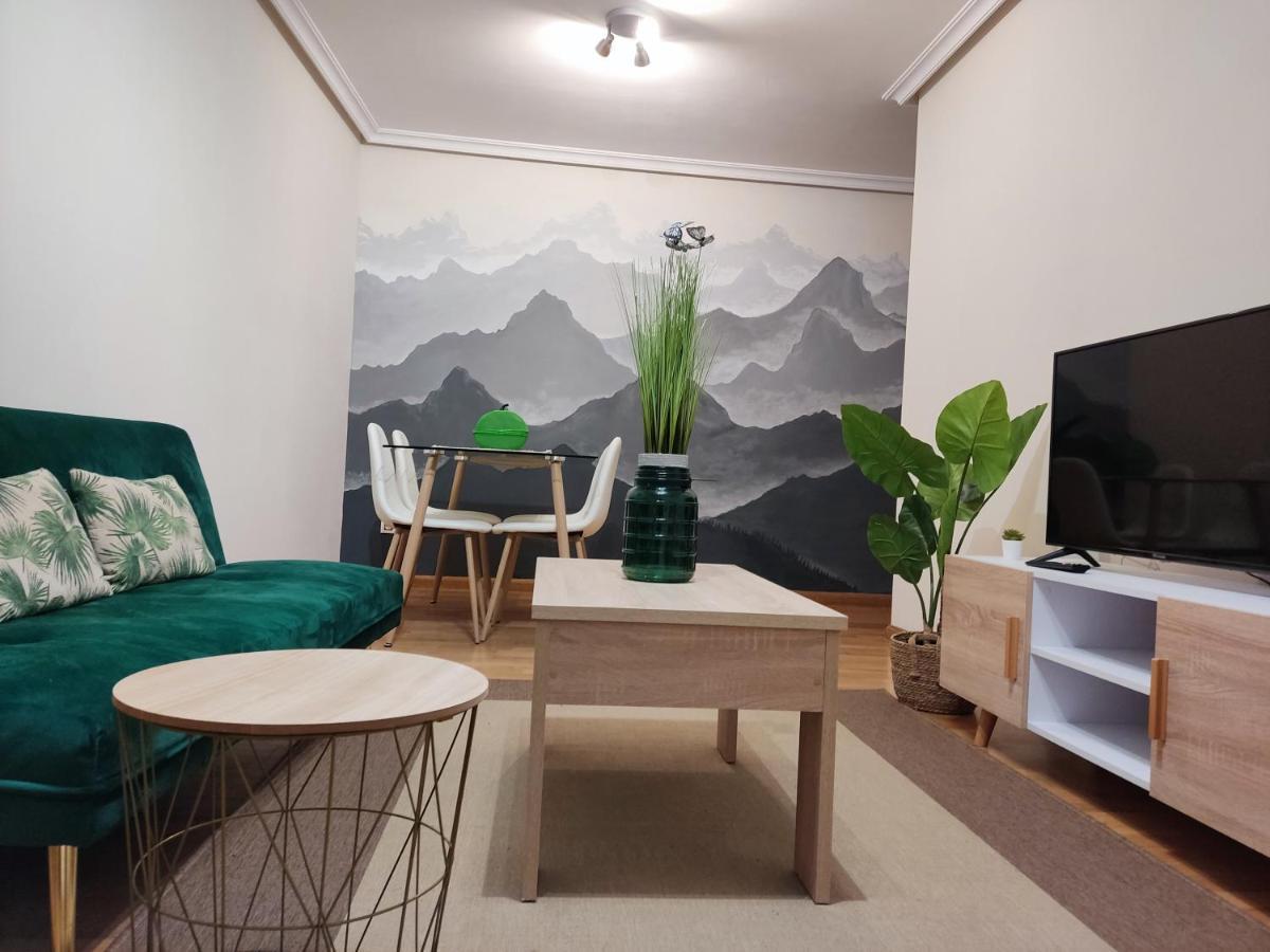 Apartamento Centrico Con Wifi Y Parking De Coche Tamano Medio Onís Dış mekan fotoğraf