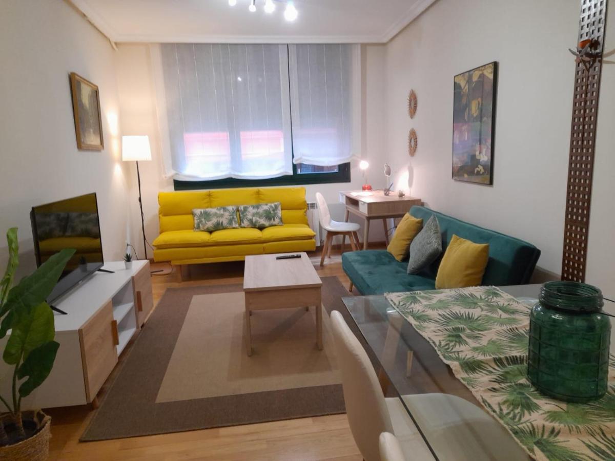 Apartamento Centrico Con Wifi Y Parking De Coche Tamano Medio Onís Dış mekan fotoğraf